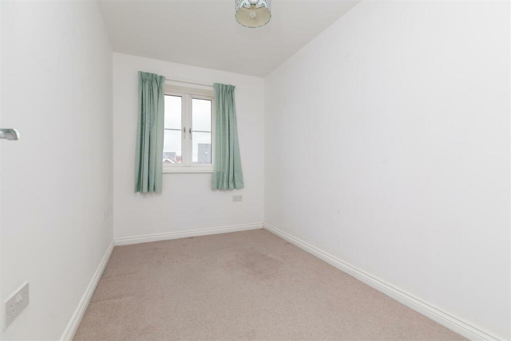 24 Taylors Road-1.jpg