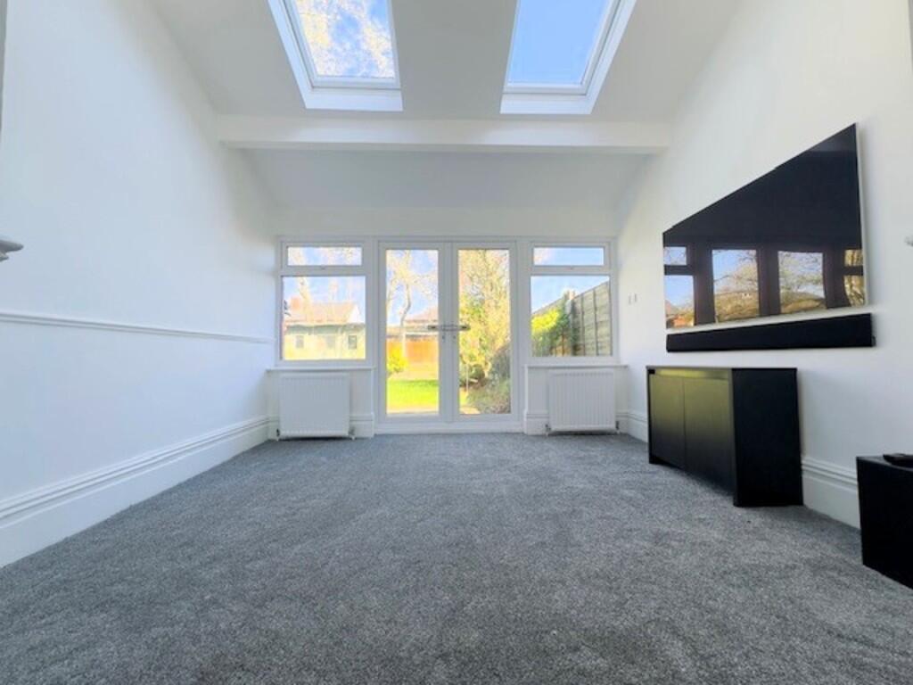 SUN ROOM
