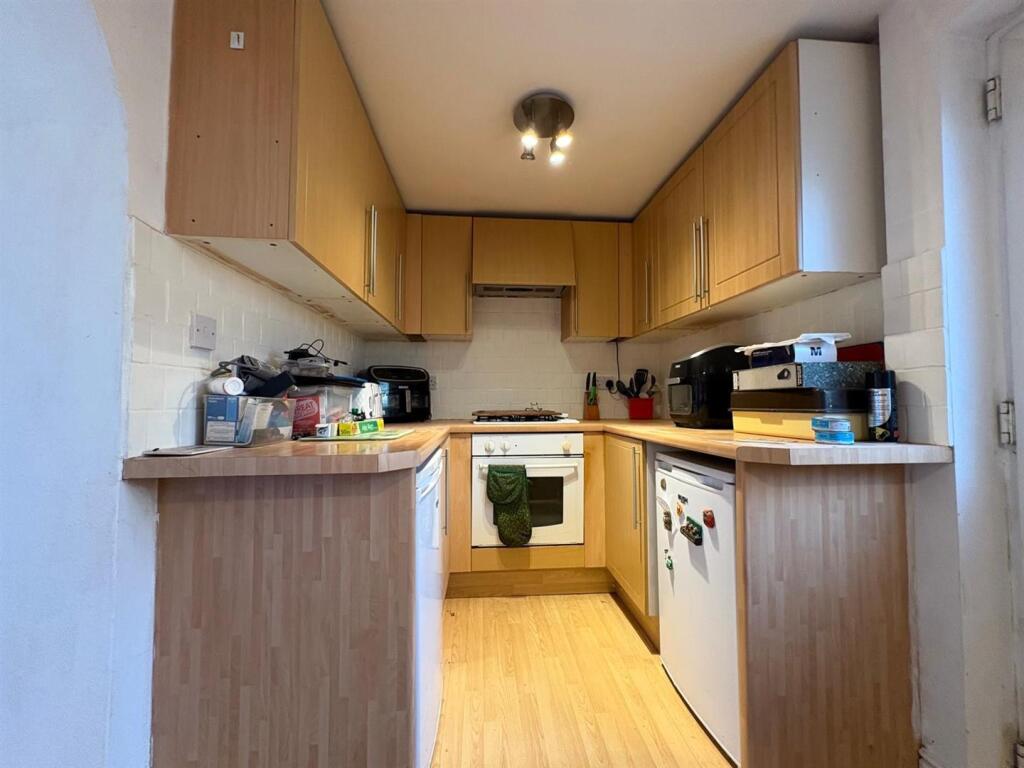 Photo 19-11-2025, 14 43 39 (4).jpg