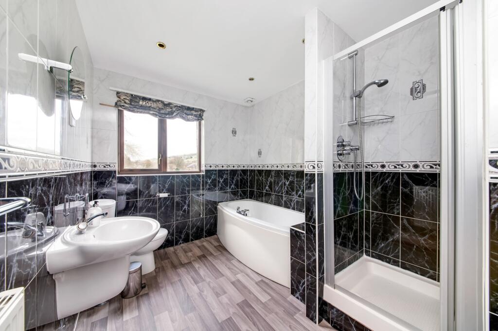HOUSE BATHROOM