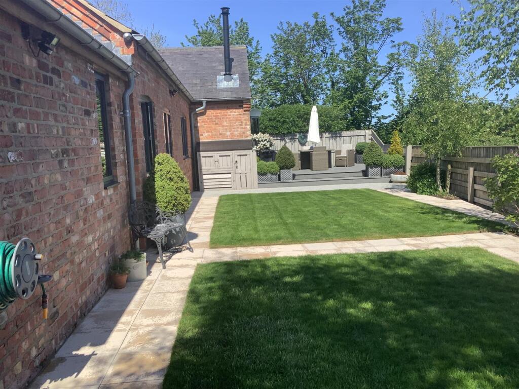 Rear Garden Patio Area