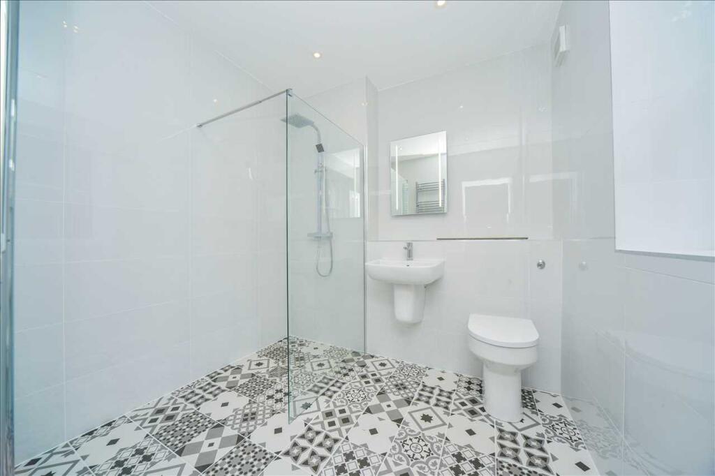 Ensuite shower room