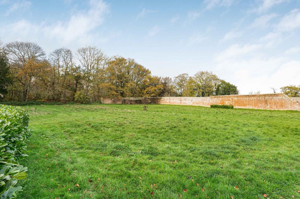 Walled Garden