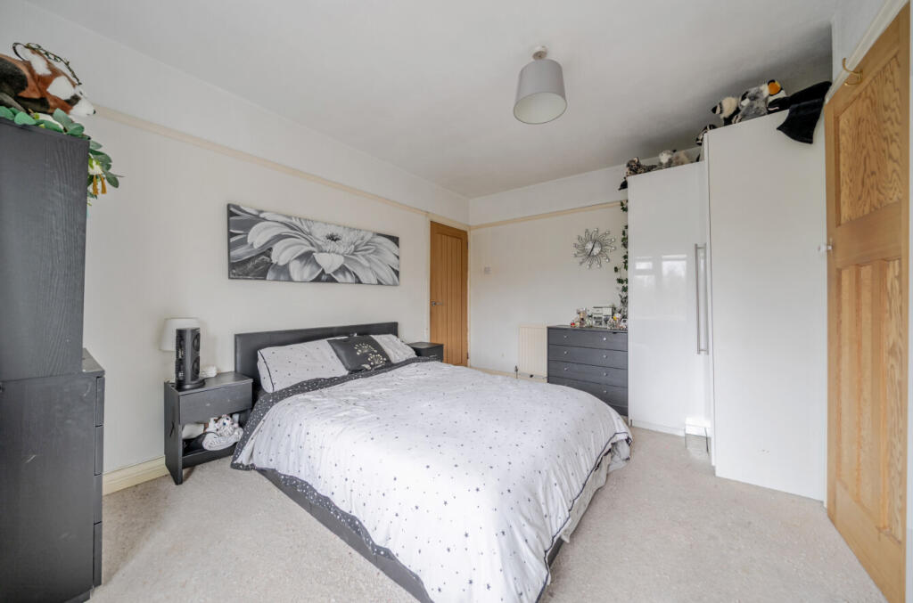 1384168-25-692d87...