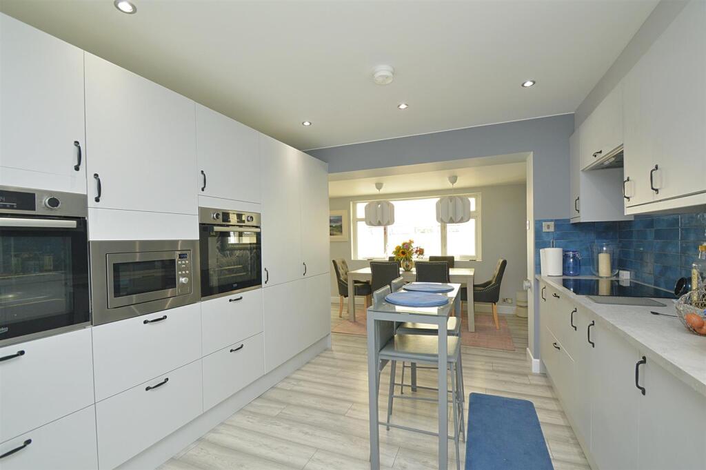 resizedKitchen2.jpg
