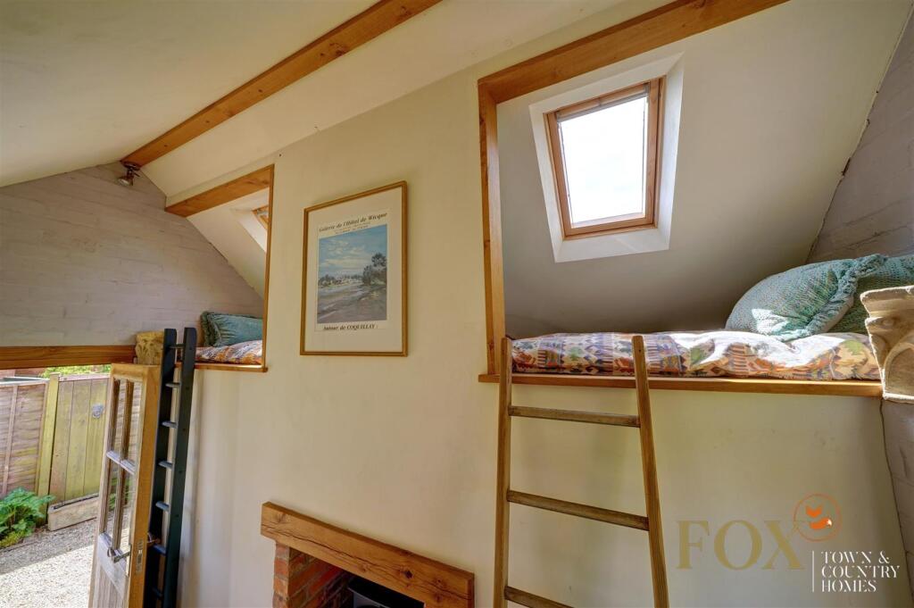 Folly Cottage (52).jpg