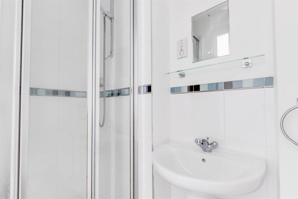 Constables New Heyes-2-17.jpg