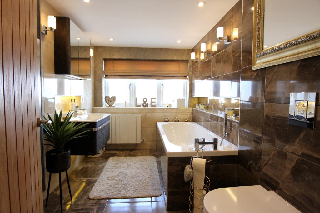 Ground floor bathroom