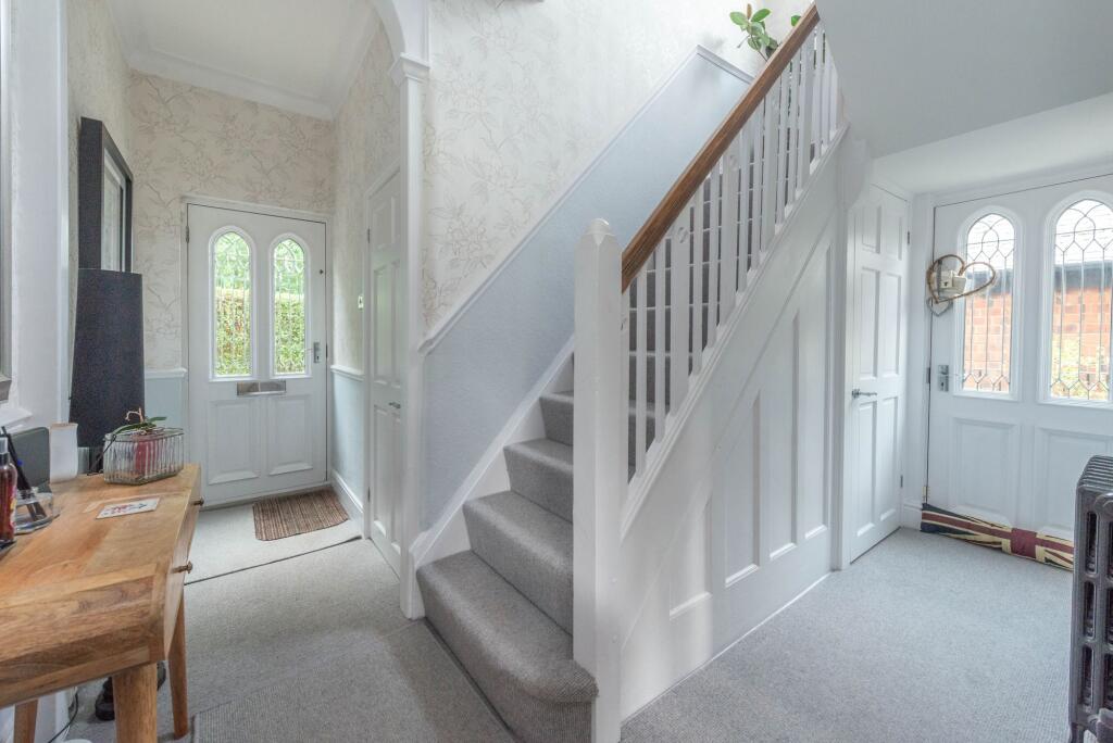 ENTRANCE HALLWAY LANDING AND WC