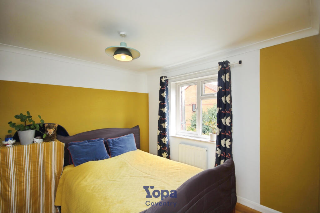 A443b51e-Bedroom 202.JPG