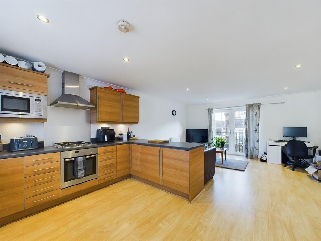 CAM01835G0-PR0146...