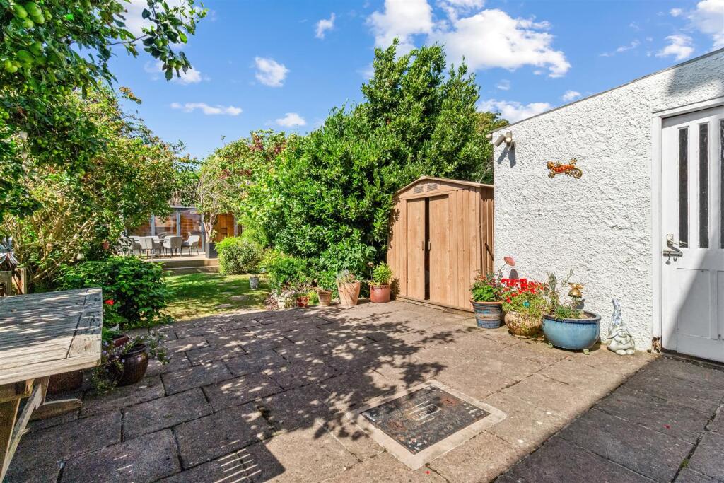 Brook Barn Way 20_012.jpg