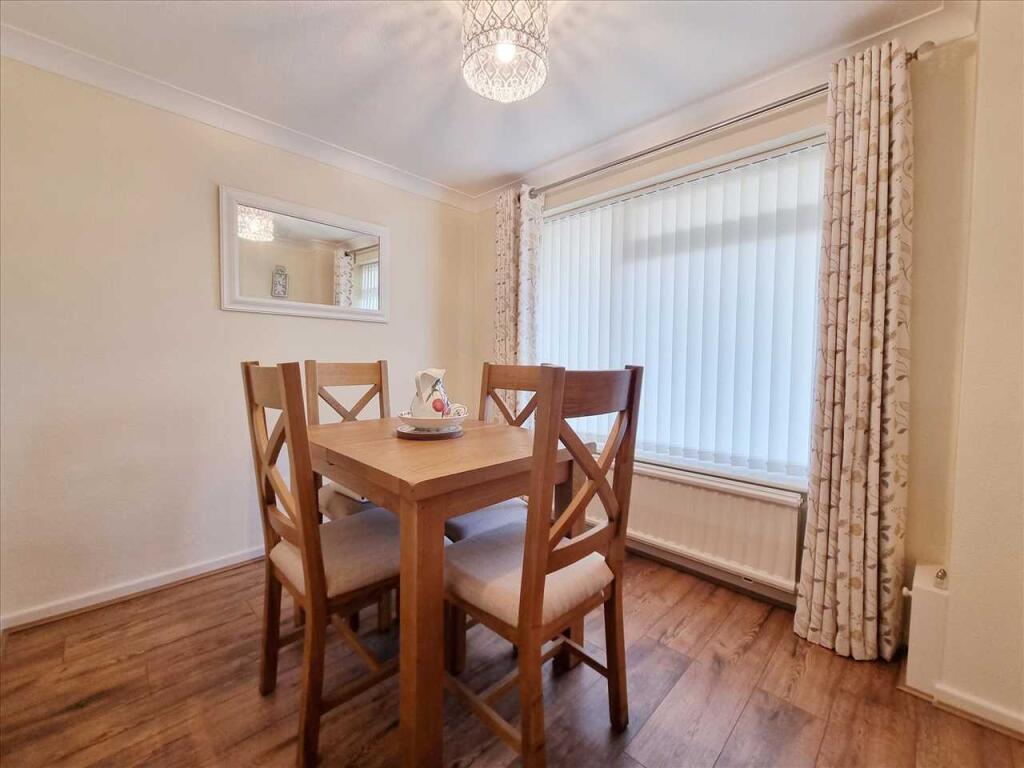 Dining Room: