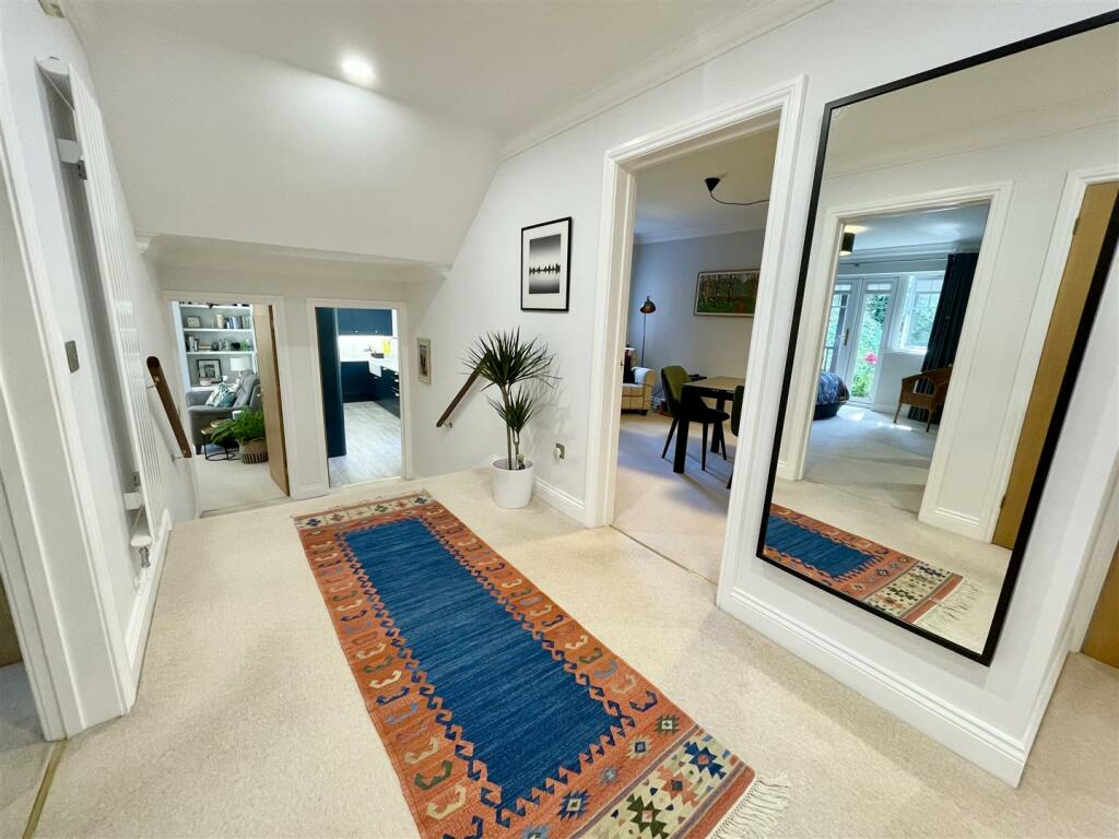 entrance hall.jpg