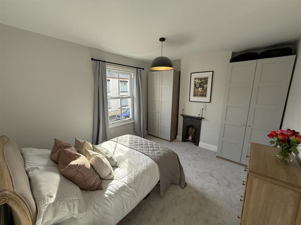 Bedroom 1A.JPG