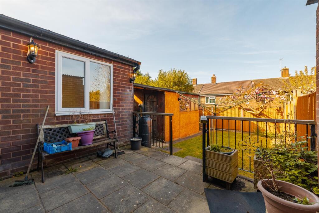 17 Shakespeare Rd-15.jpg