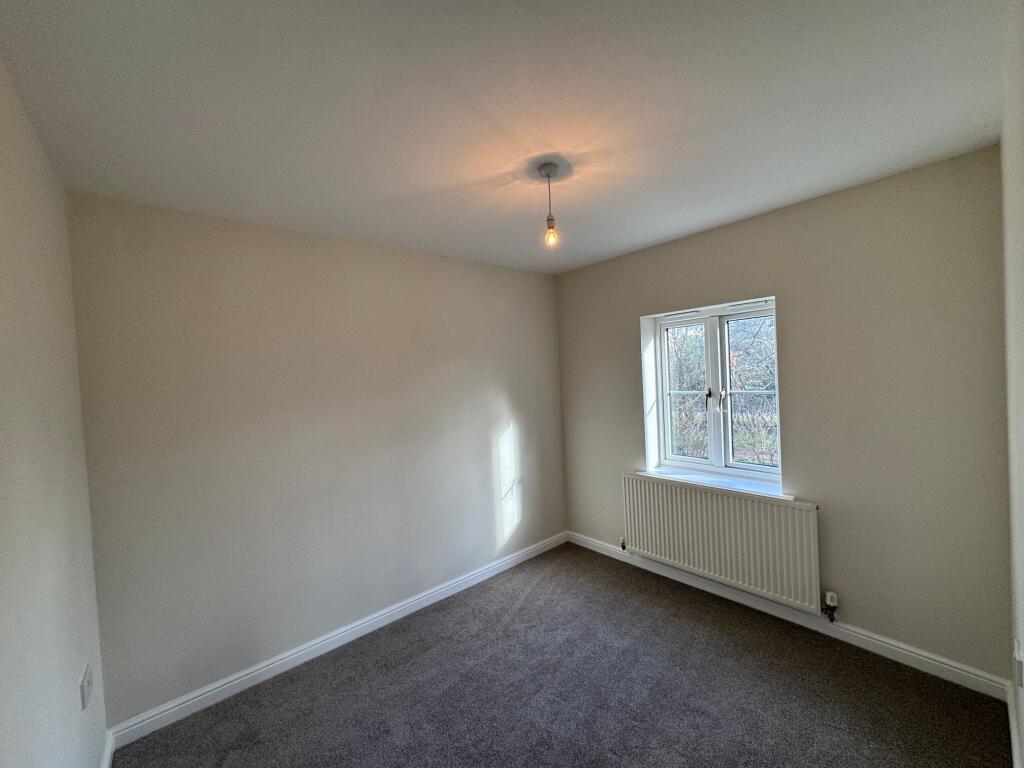 Bedroom 2 (double)
