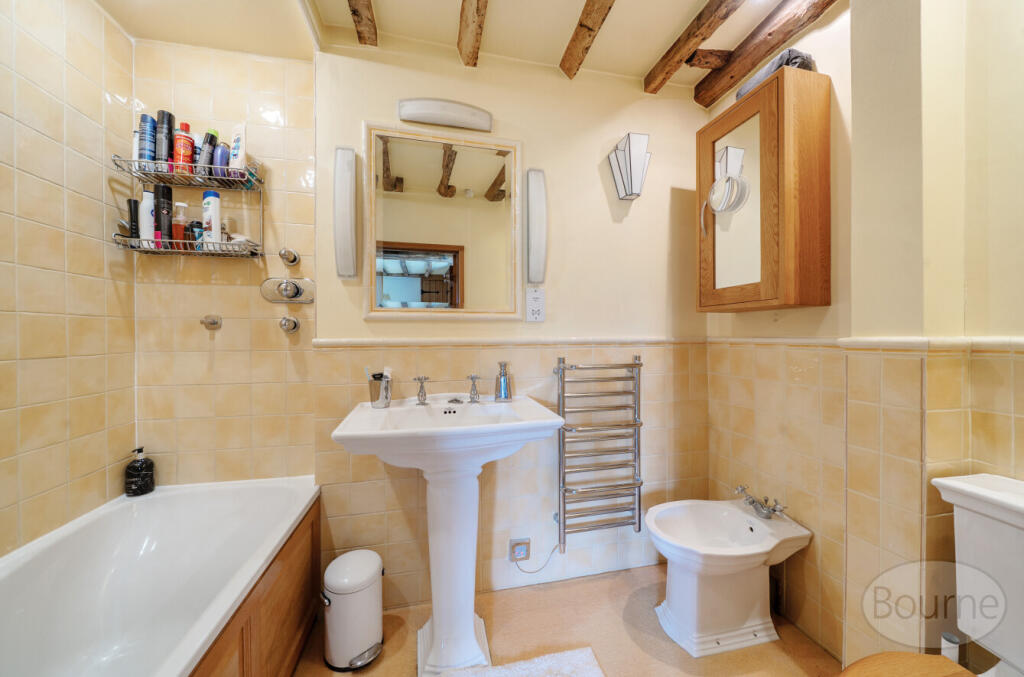 55059d2f-d895-408...