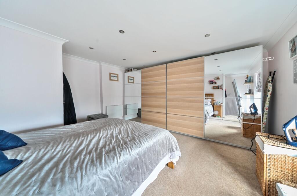 1302348-18-68372d51930cc