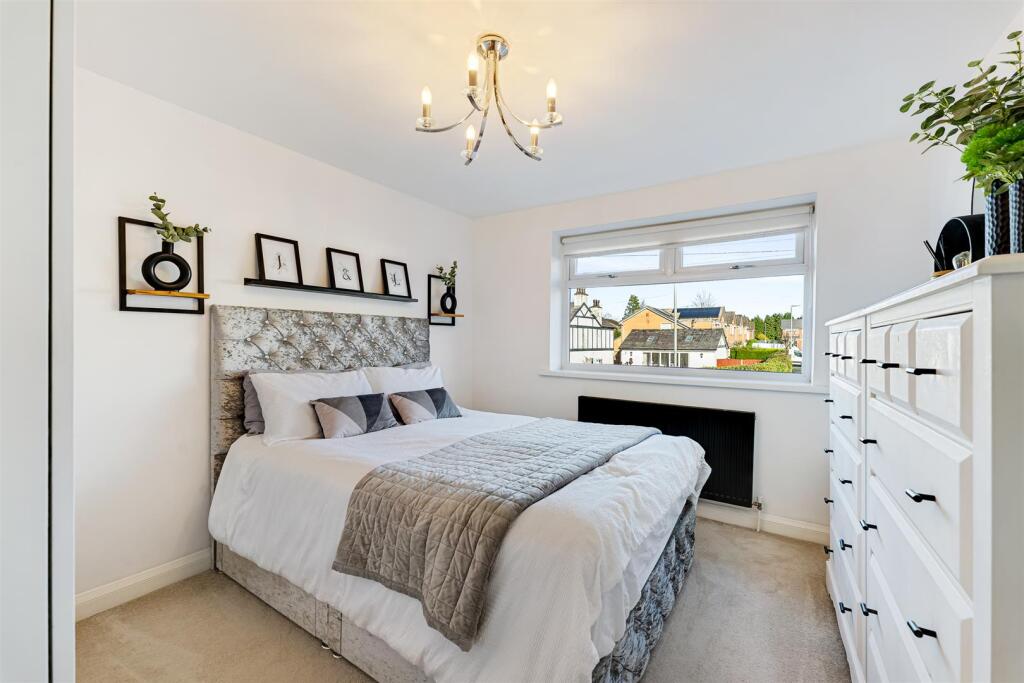 100 Tithebarn Road bedroom 1.jpg