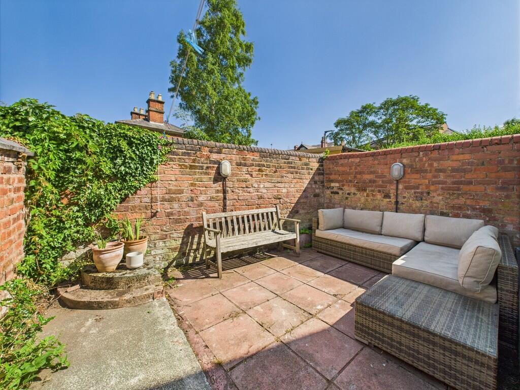 CAM02854G0-PR0403...