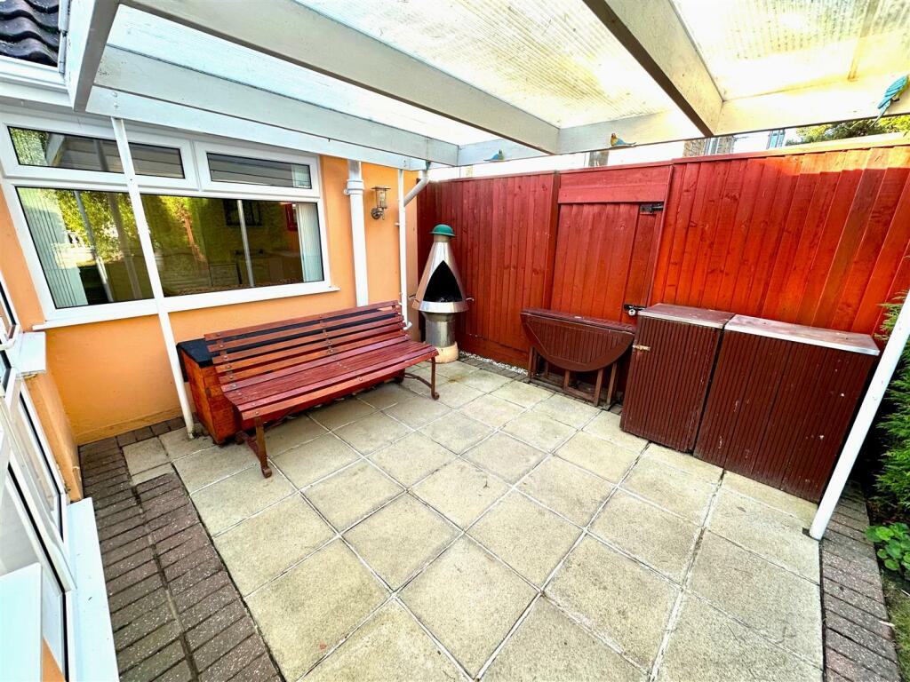 garden 1.jpg