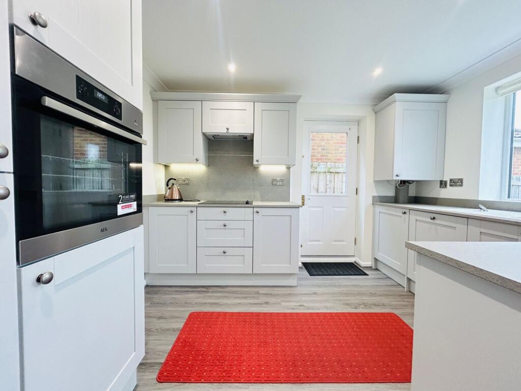 4212fb28-b9eb-4f7b-9b60-18ca8e0bed87