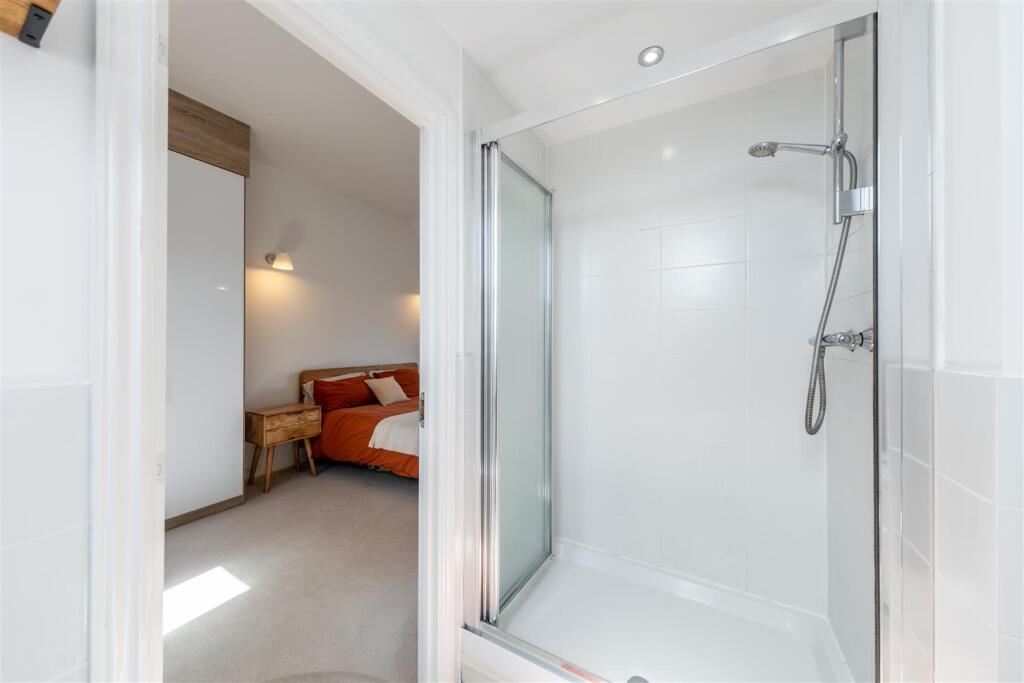 22 Firecrest Way-024.jpg