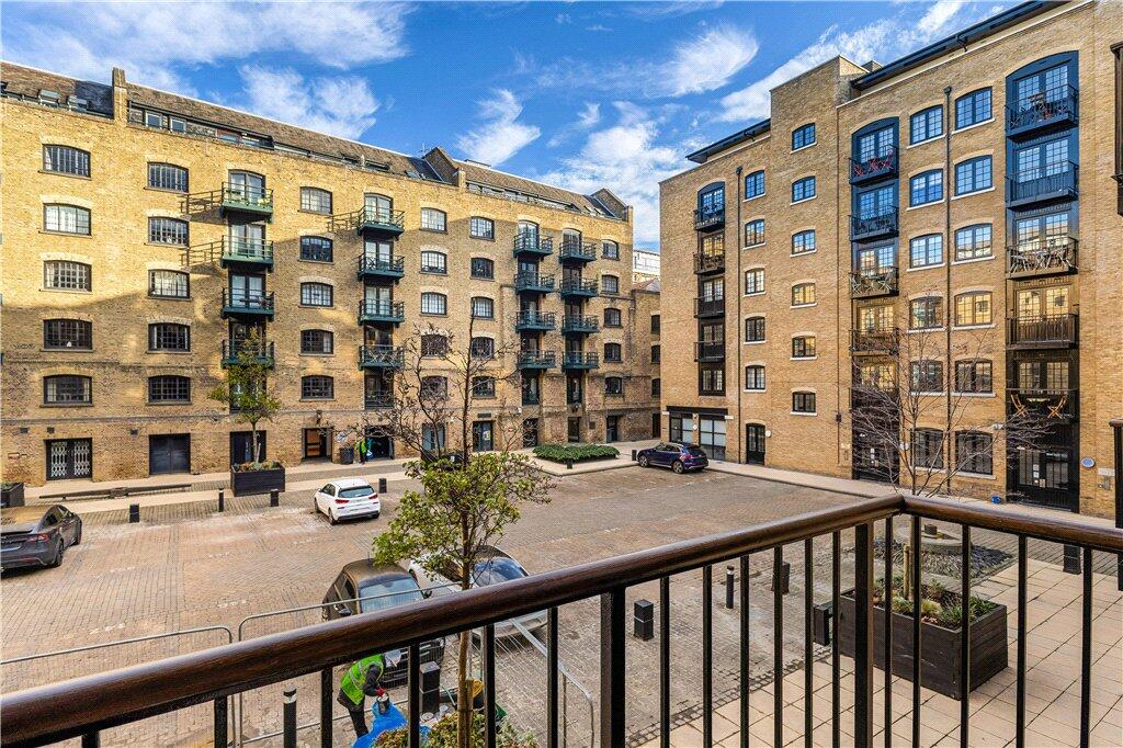 Cayenne Court, London