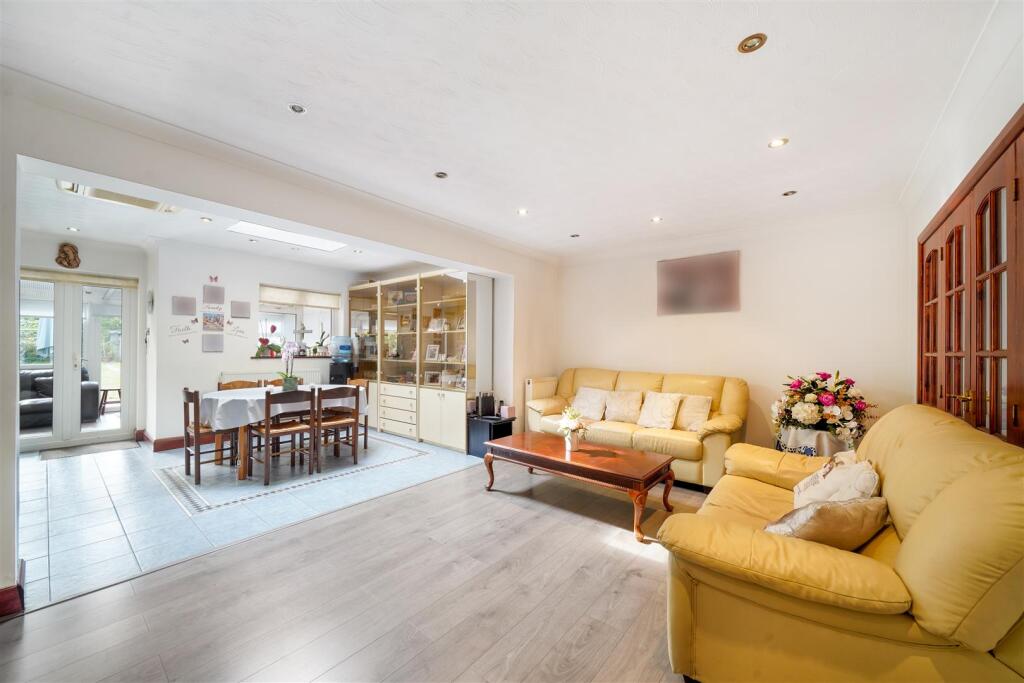 72 Sudbury Avenue - 308iNh5bXeVobGuTGQLG.jpg