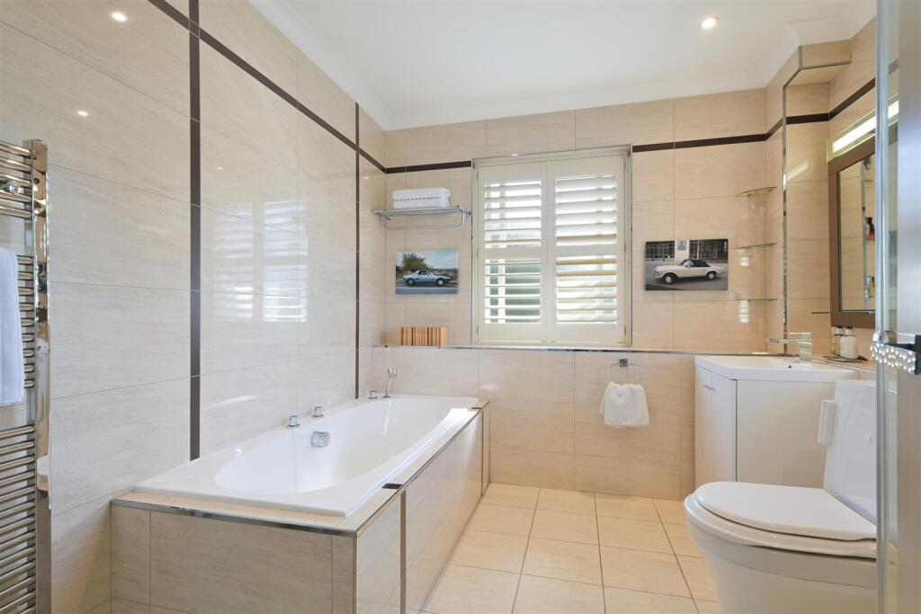 WHISTLER HOUSE (16).jpg