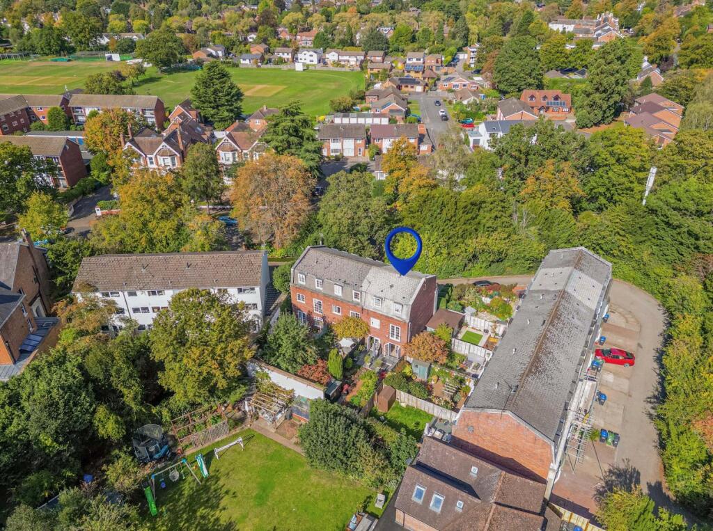 High Rear Garden Dro