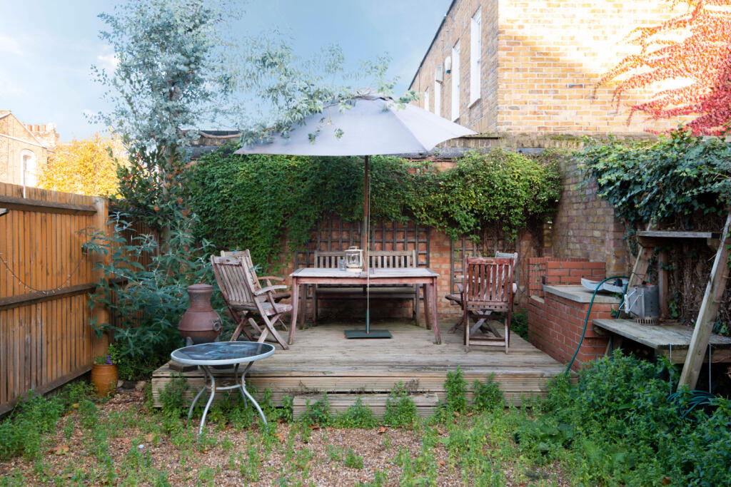 8404541-exterior11-800