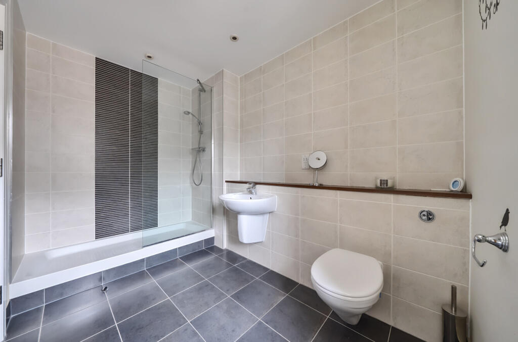 1328021-20-688741...