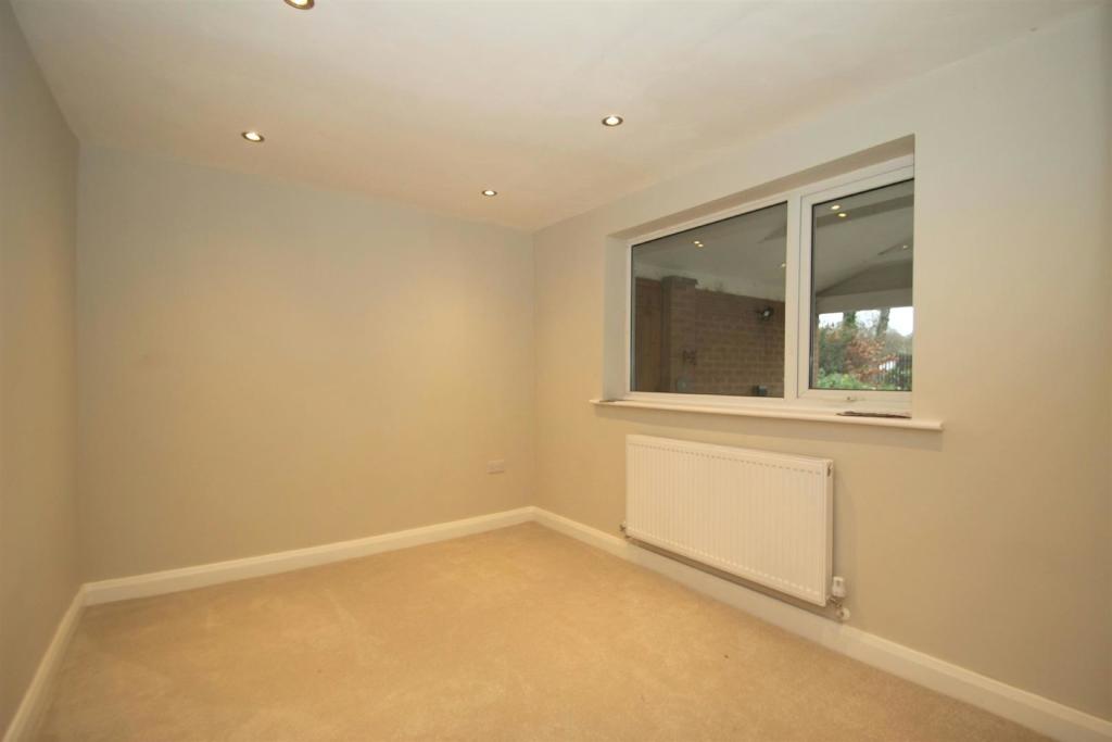 Office / Occasional 3rd Bedroom Aspect 2