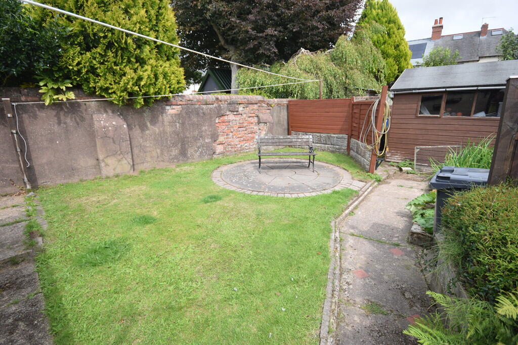 GARDEN 