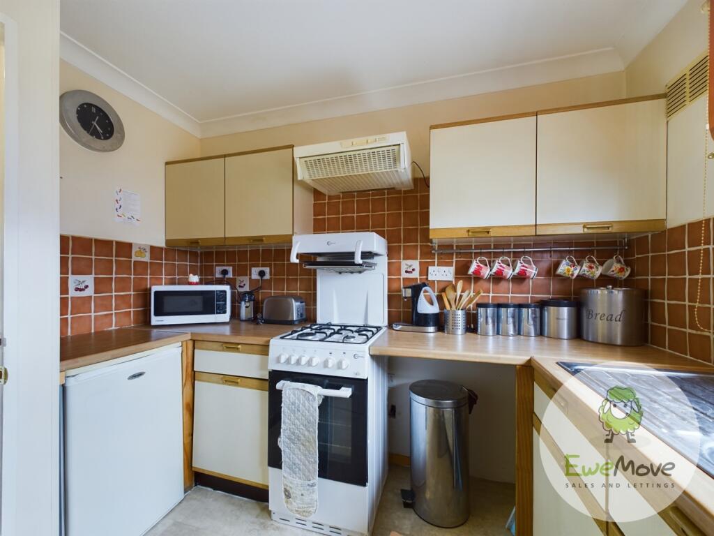 CAM01237G0-PR0059-STILL008