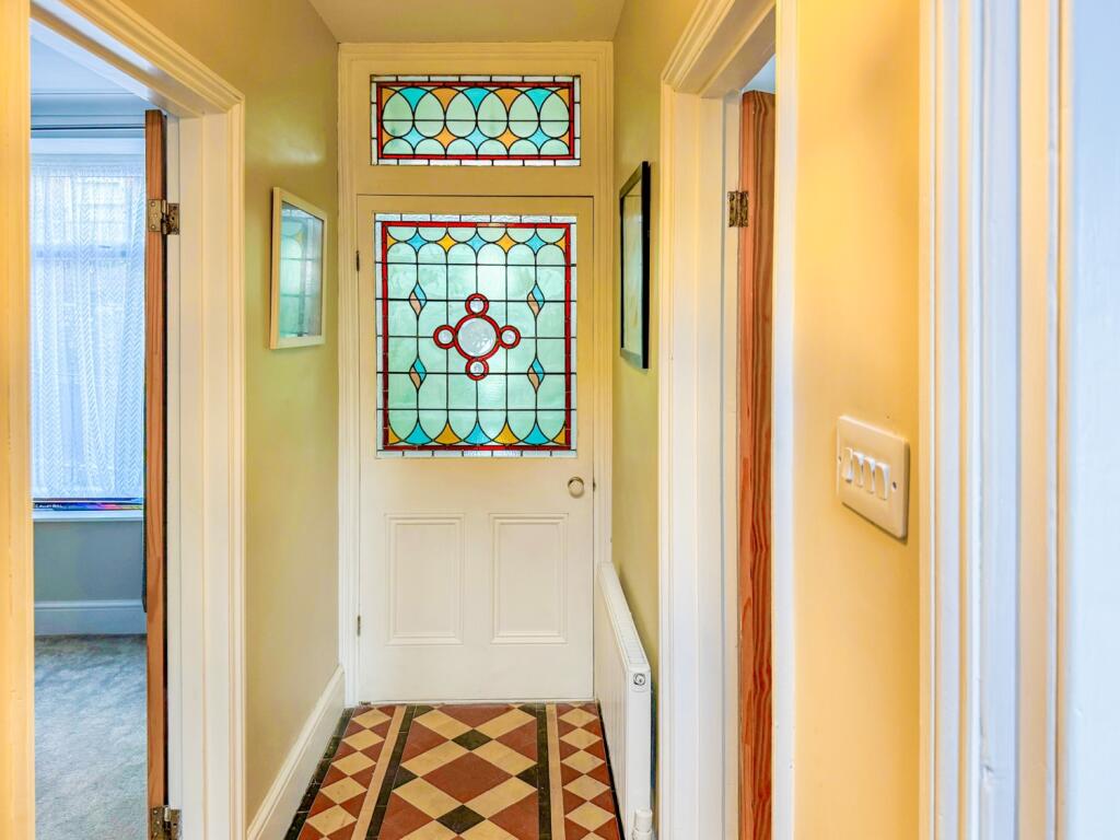 9 Robartes Road TPS Bodmin 01208 74182-3