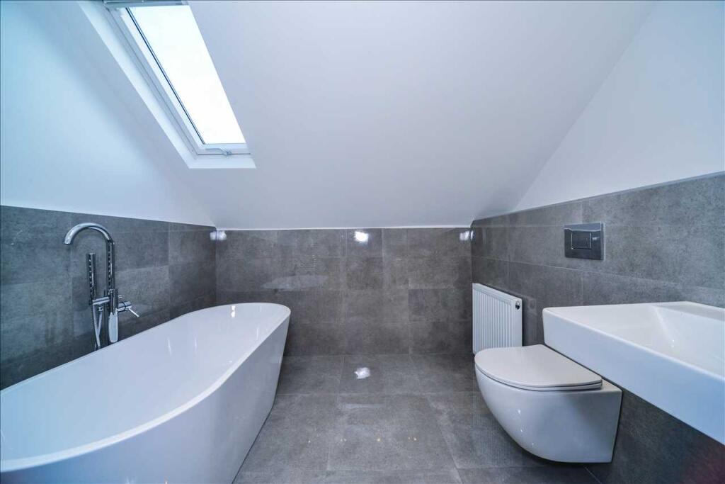En-suite Bathroom
