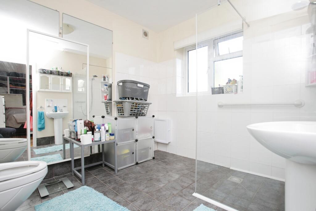 En-suite Shower Room