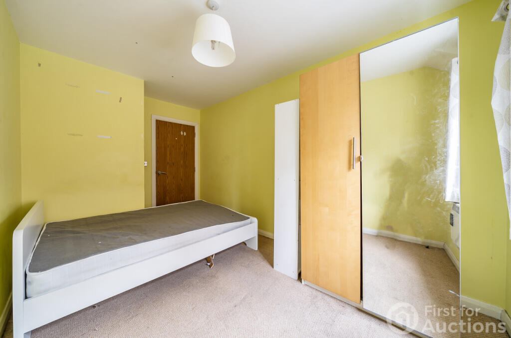 b8f19e6a-8f43-4bb...