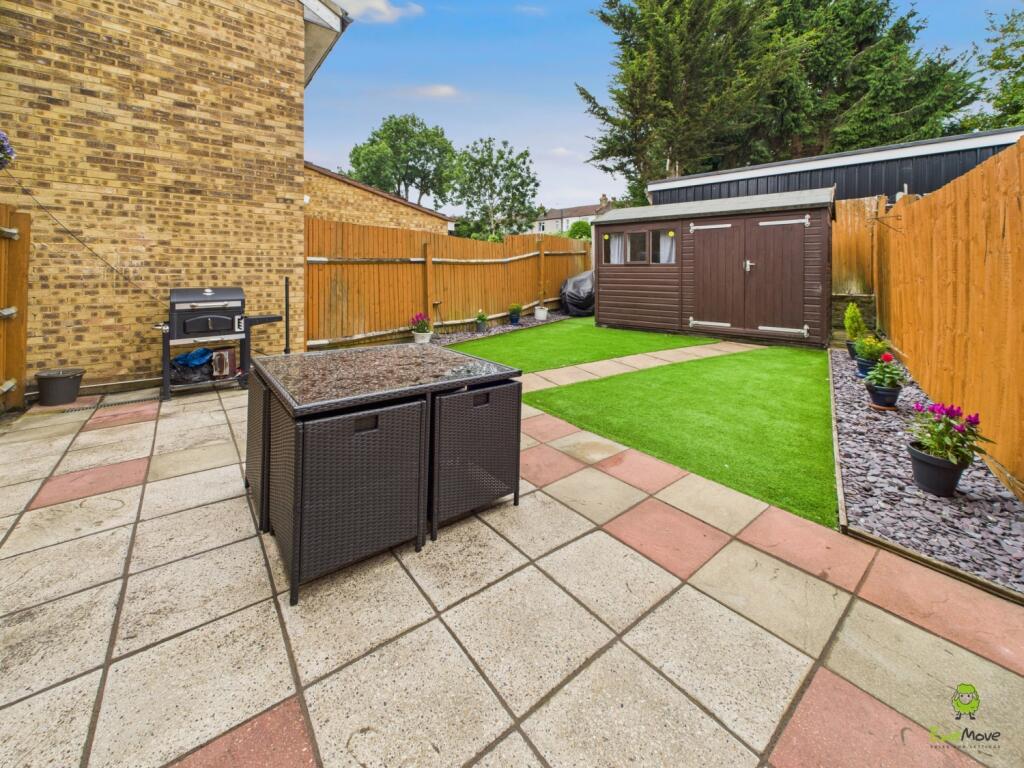 Presented by Clinton at EweMove Bexleyheath and Da