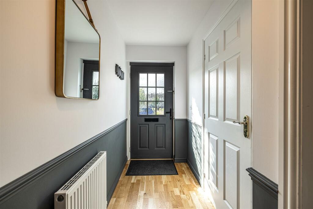 10 Queen Elizabetb Square Galashiels 16.JPG