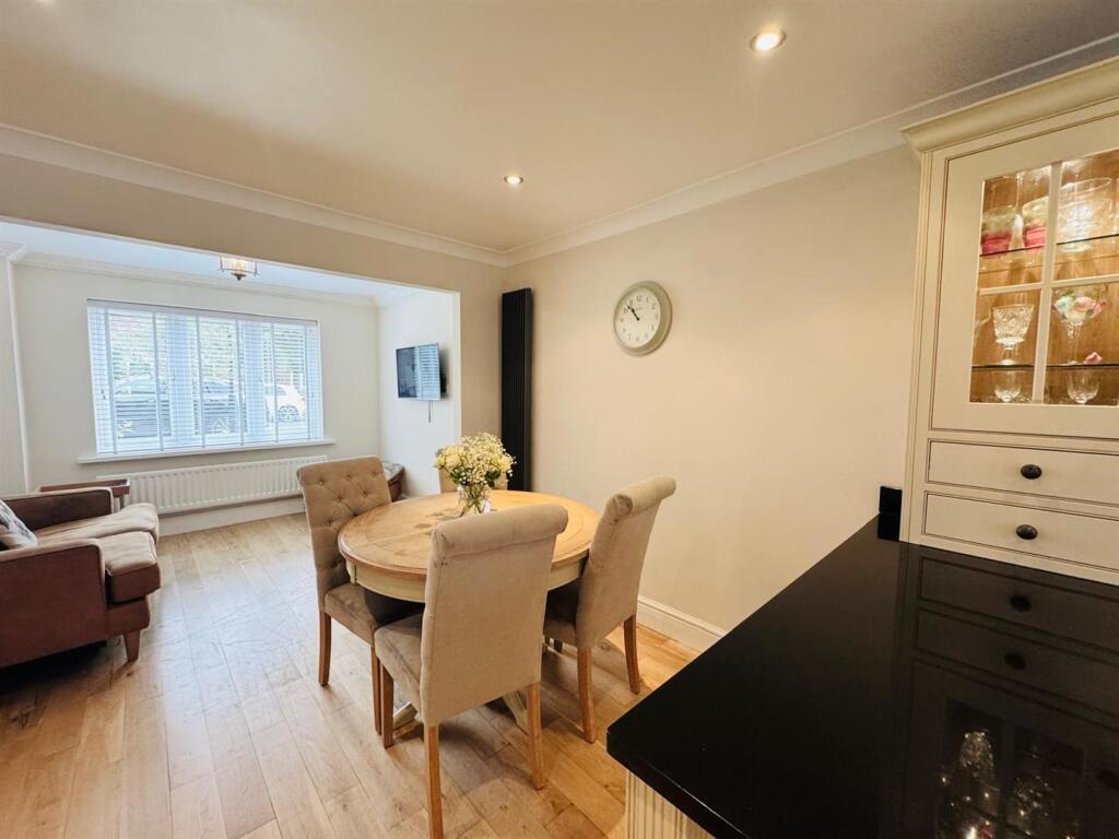 Kitchen Dining Family Room