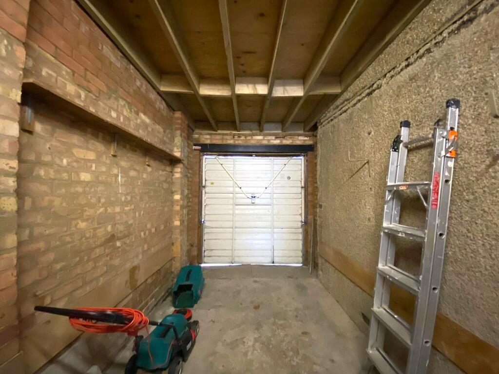 garage