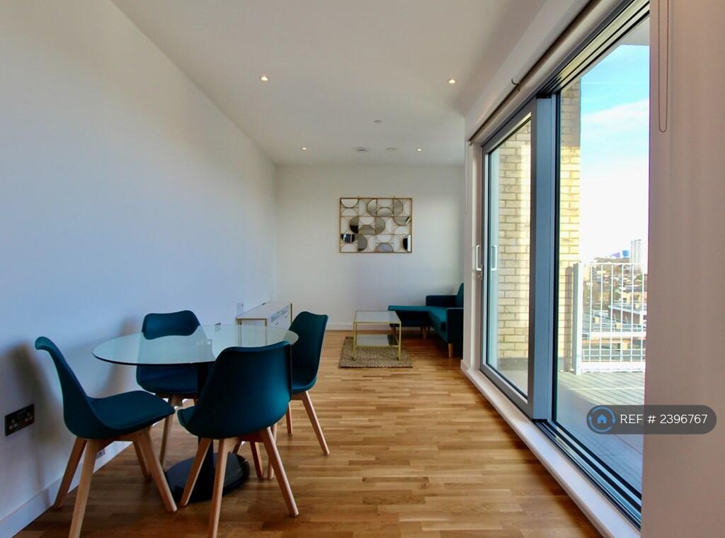 Living/Dining Space