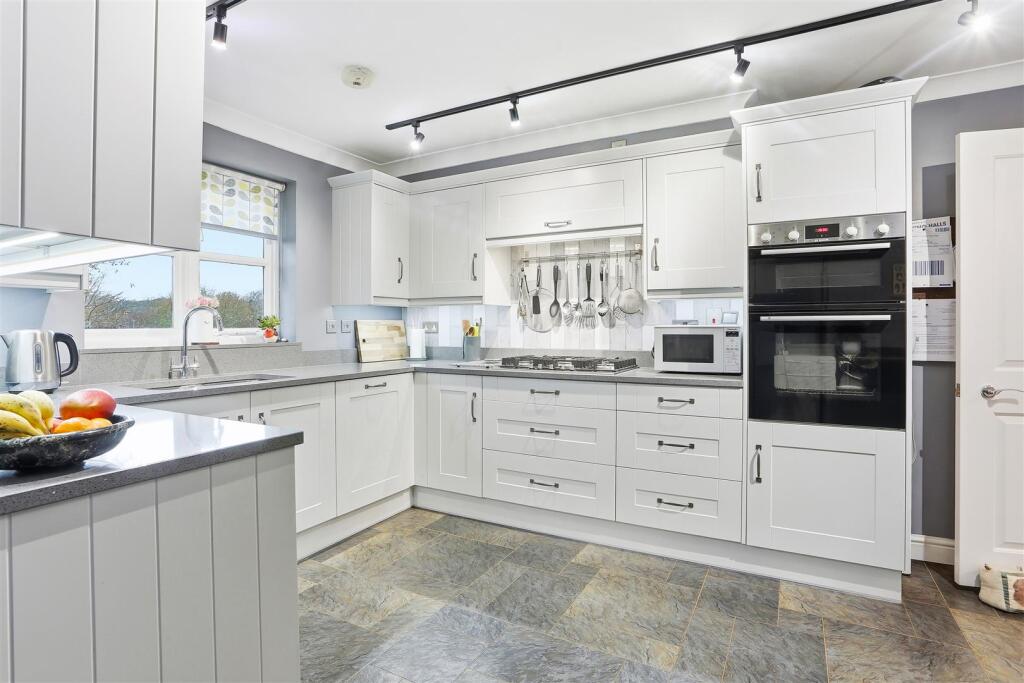 1577763541 - Rye Field -26.jpg