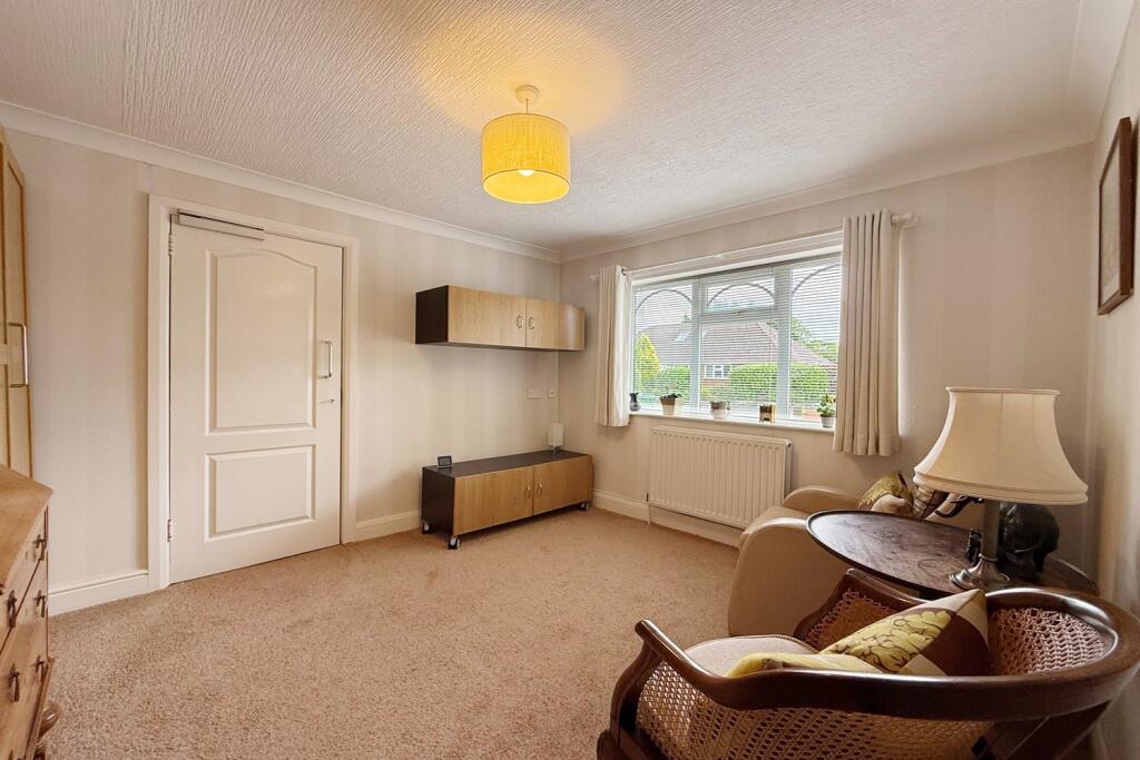 Bedroom 2/Sitting Ro