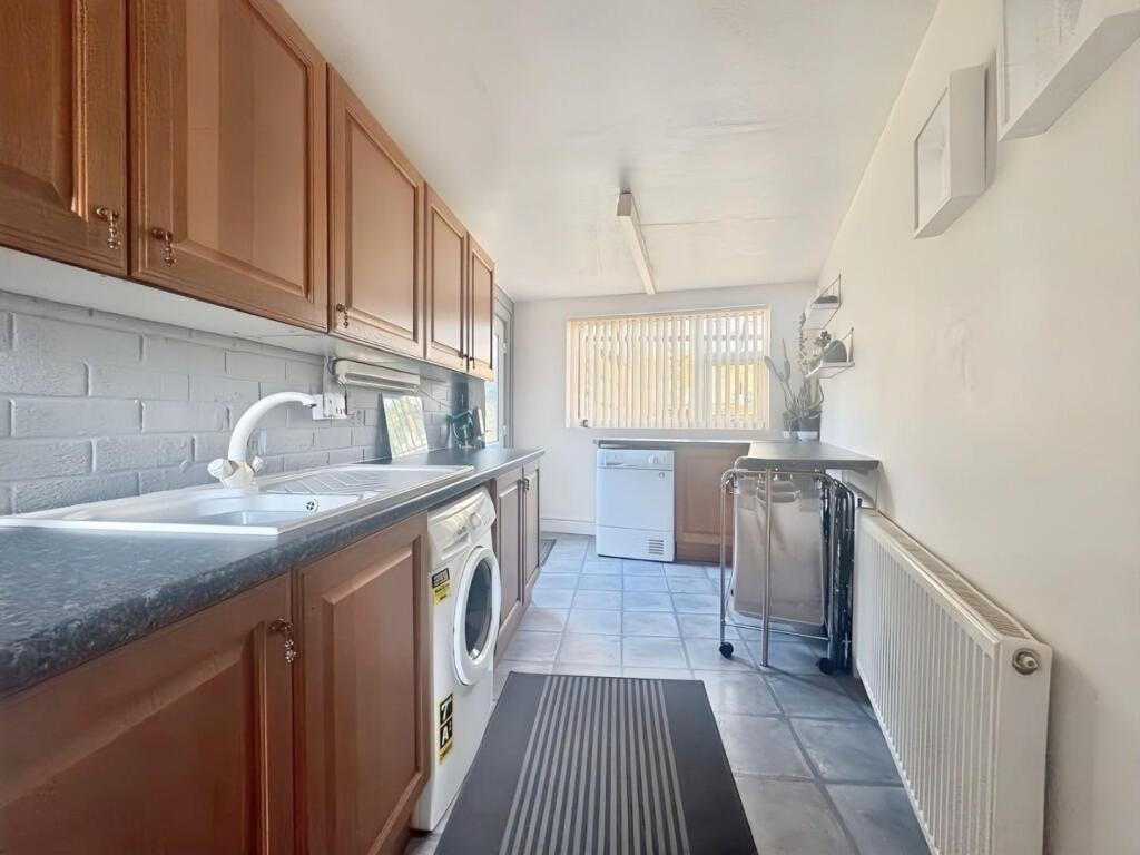LAUNDRY-UTILITY ROOM.jpg