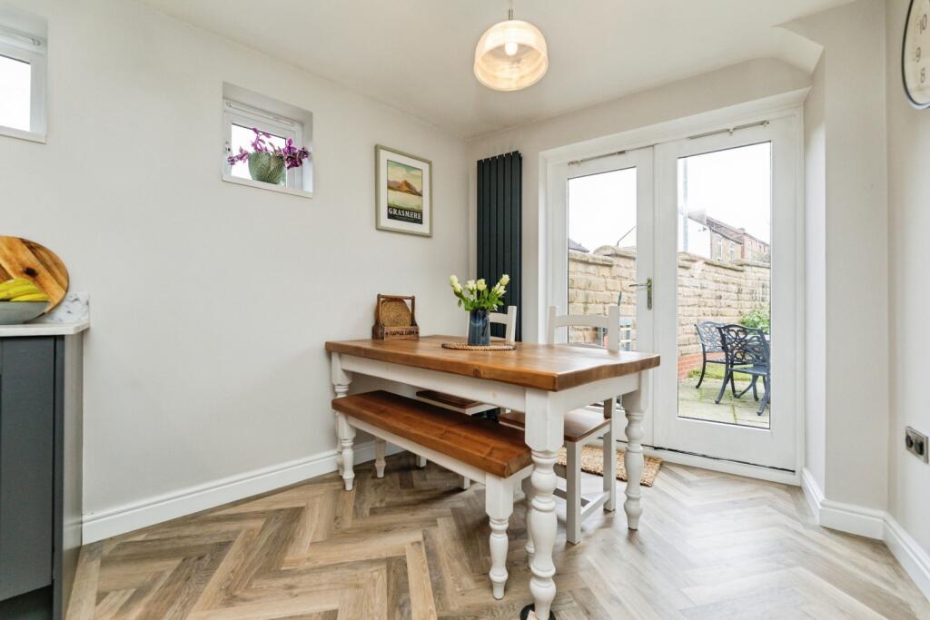 pbox-dining_room-343657.jpg